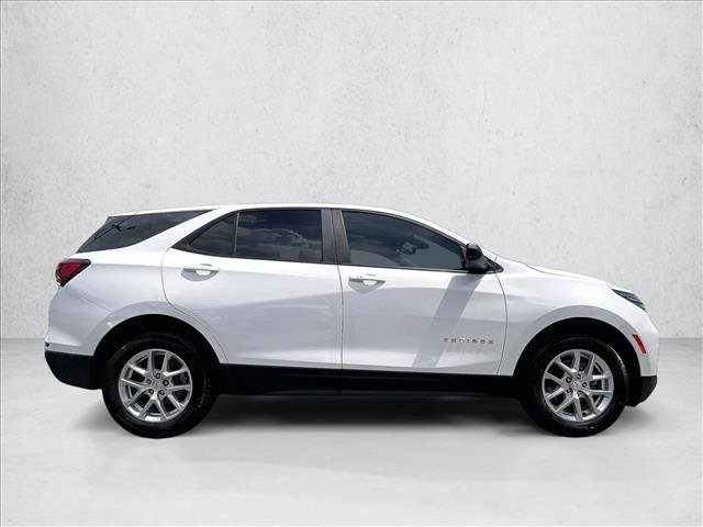 Certified 2024 Chevrolet Equinox LS w/ LS Convenience Package FWD image 5