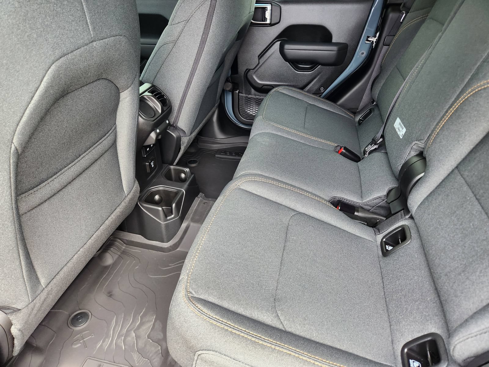 New 2026 Jeep Gladiator Sport AWD/4WD image 24