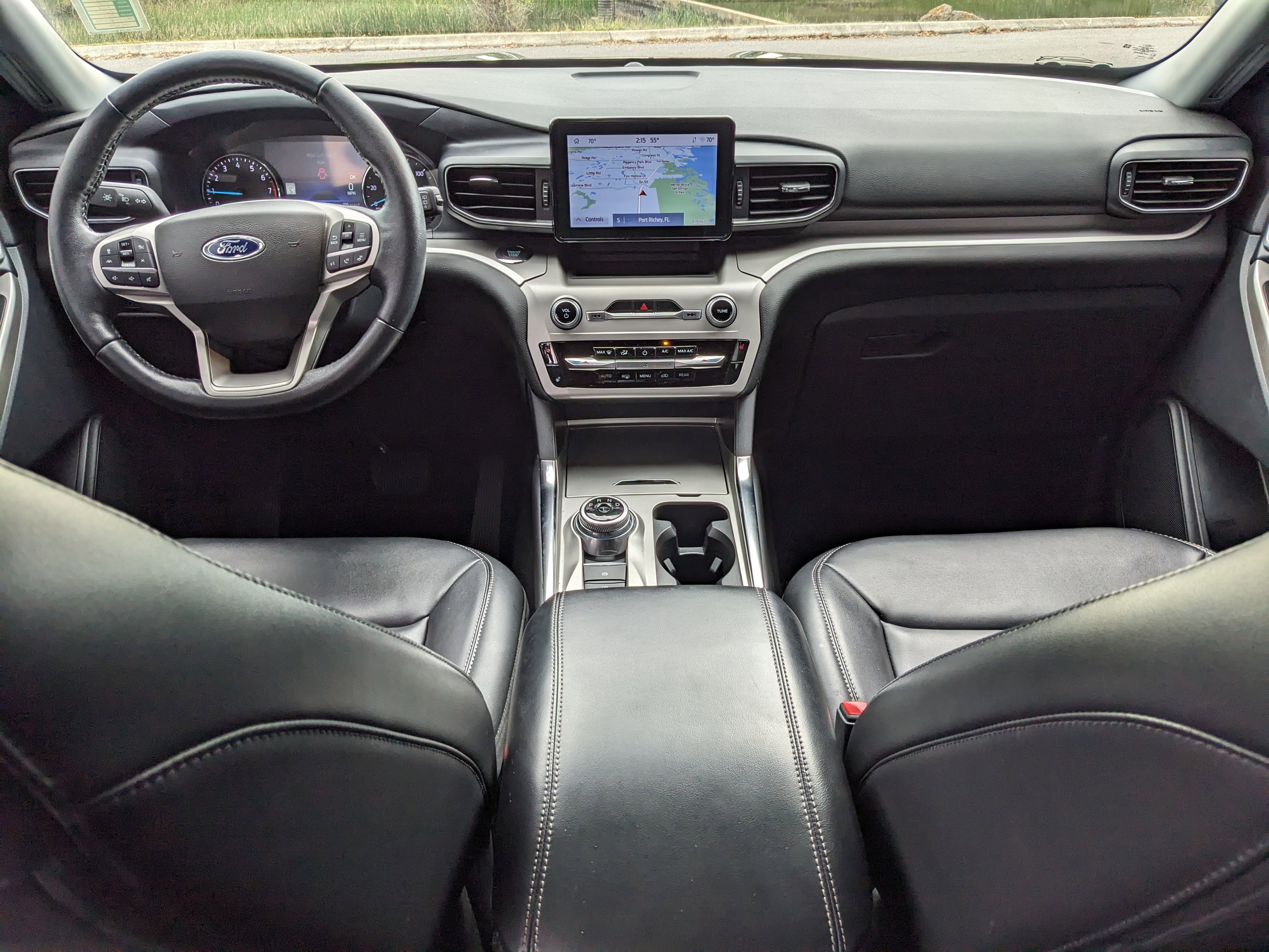 Certified 2022 Ford Explorer XLT w/ Equipment Group 202A image 14