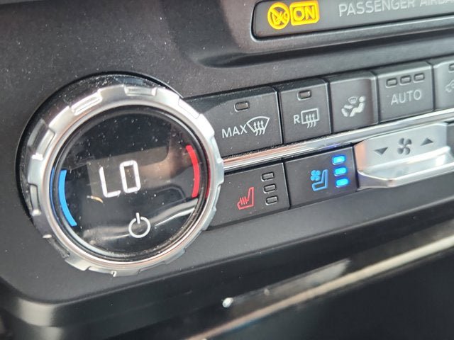 Certified 2022 Ford F250 Lariat w/ Black Appearance Package AWD/4WD image 28