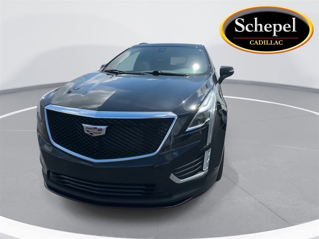 Certified 2023 Cadillac XT5 Sportv w/ LPO, Floor Liner Package AWD/4WD image 3