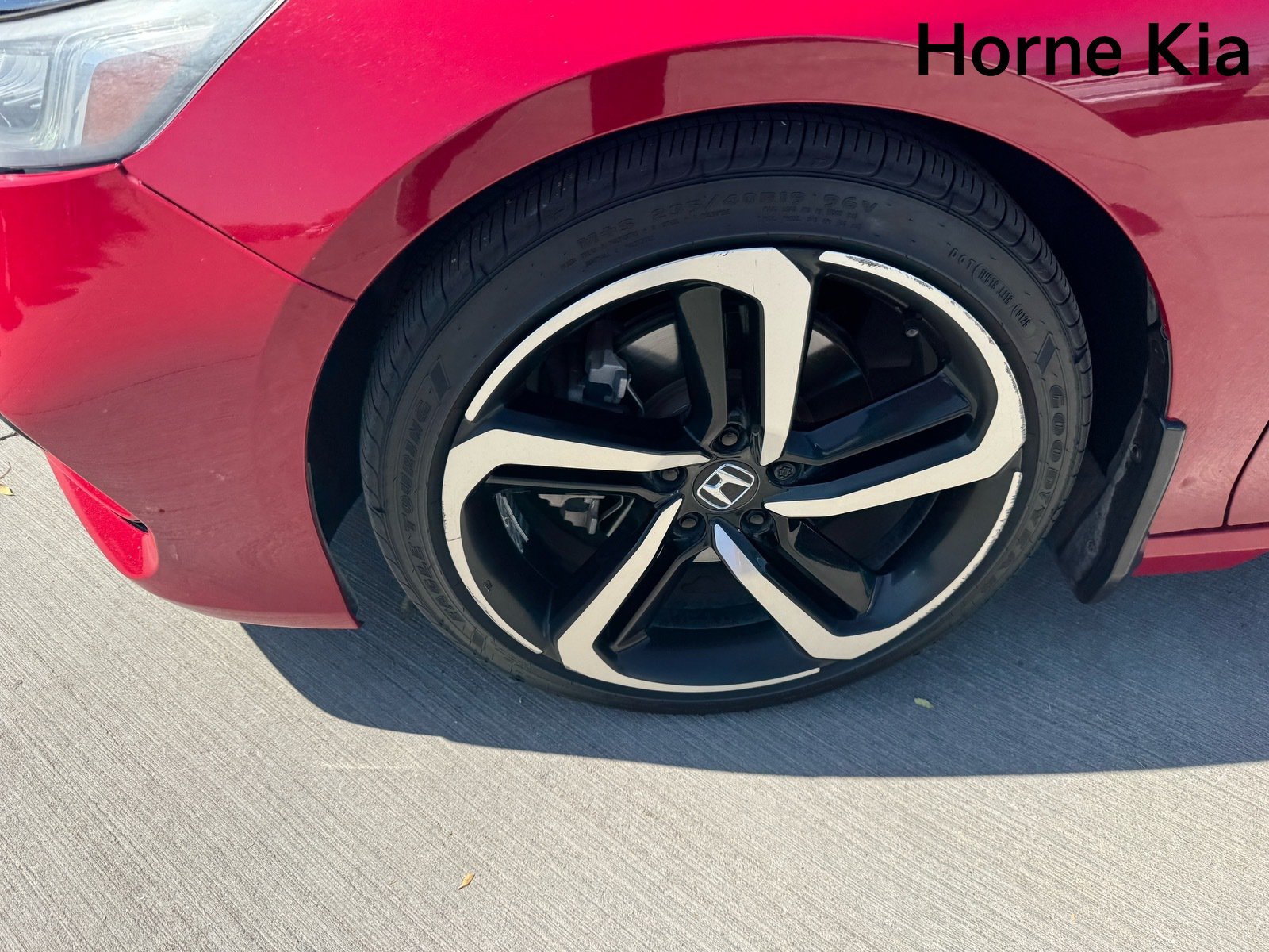 Used 2018 Honda Accord Sport image 8