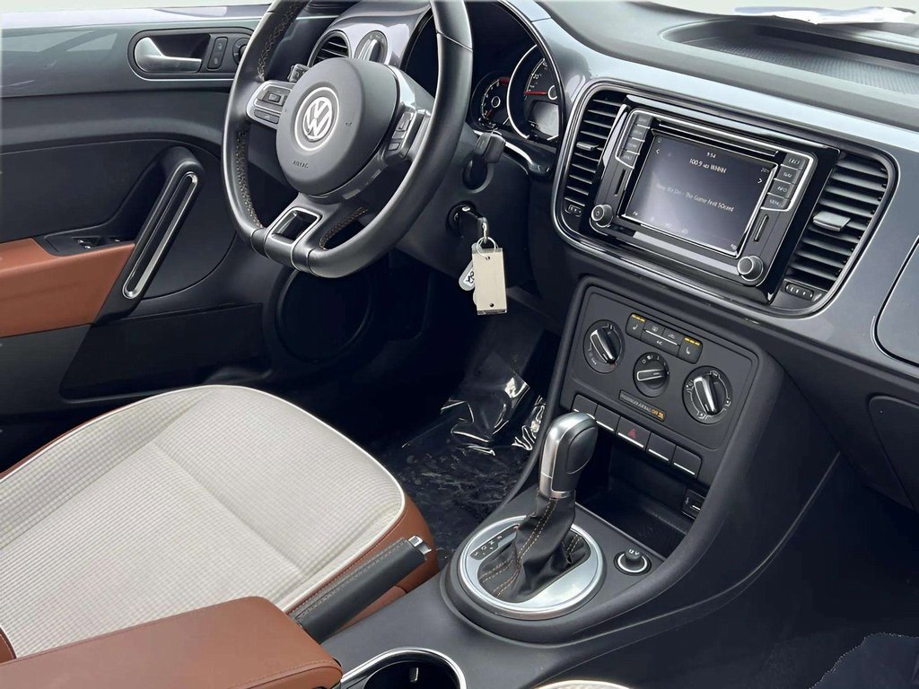 Used 2017 Volkswagen Beetle 1.8T Classic image 3