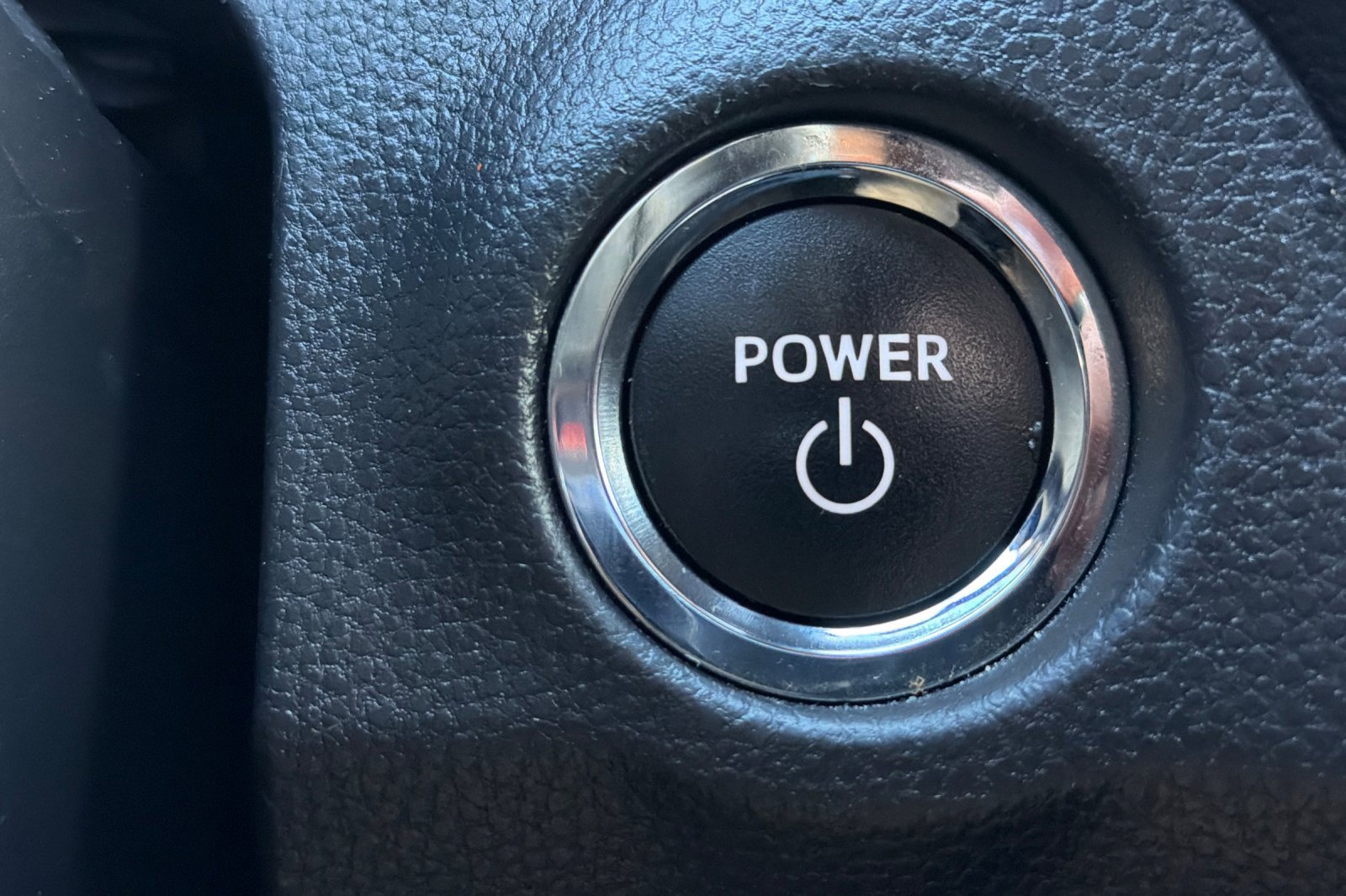 Used 2024 Toyota RAV4 XLE image 22