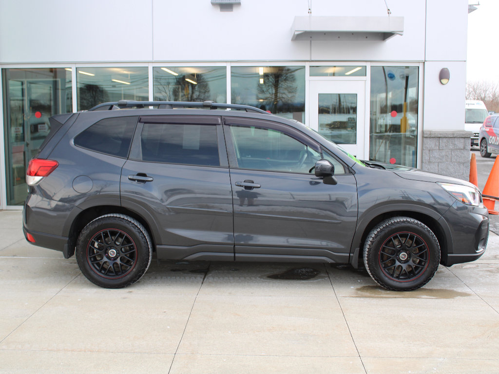 Used 2019 Subaru Forester Premium image 8