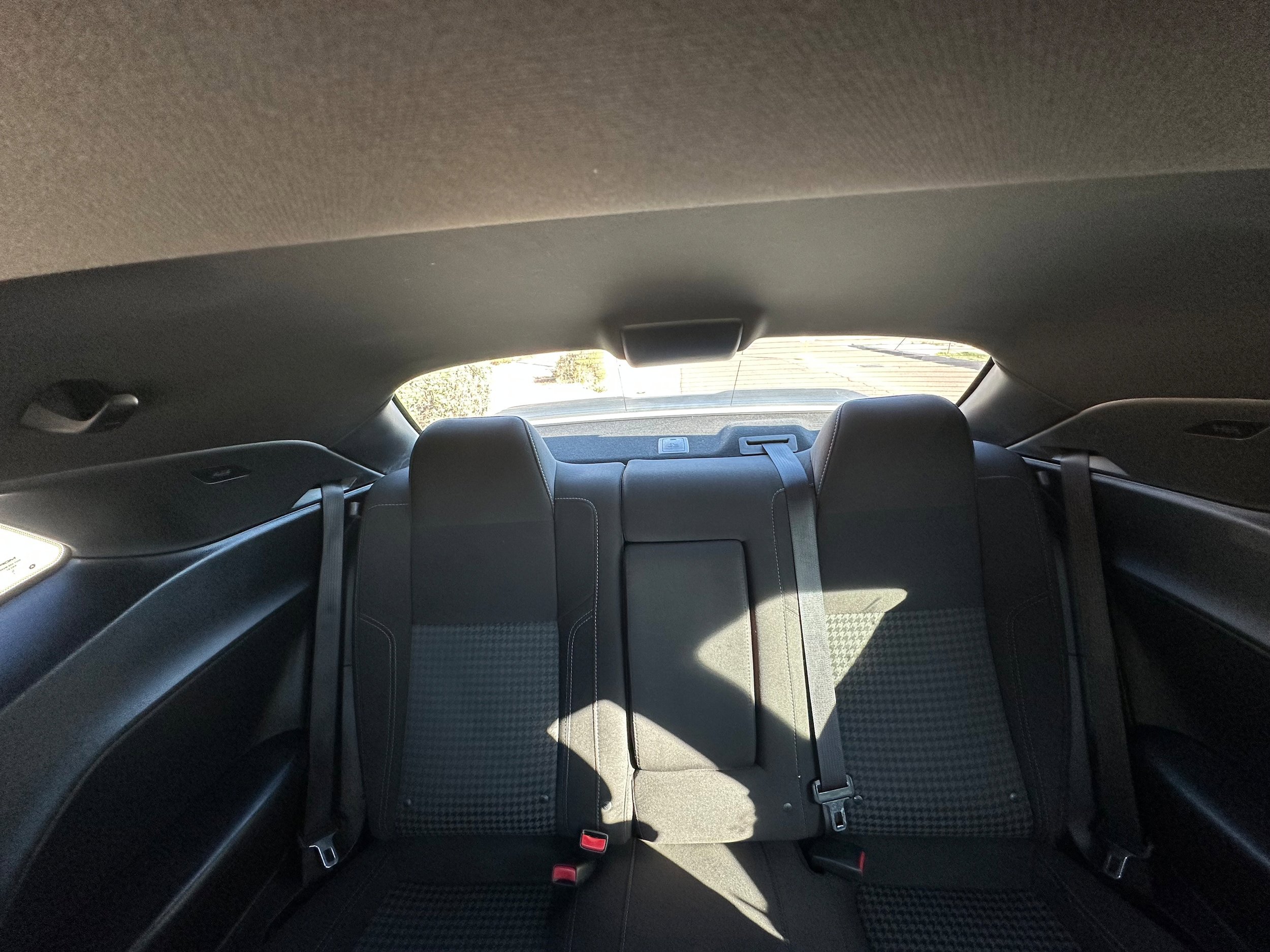 Used 2018 Dodge Challenger SXT w/ Blacktop Package image 8