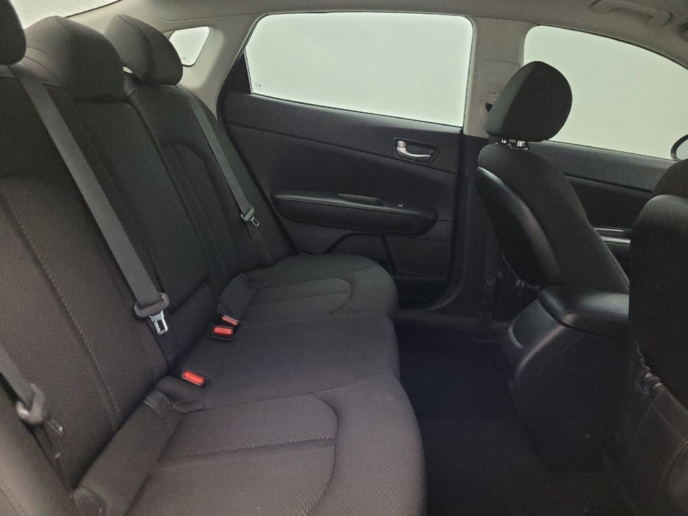 Used 2017 Kia Optima LX FWD image 19