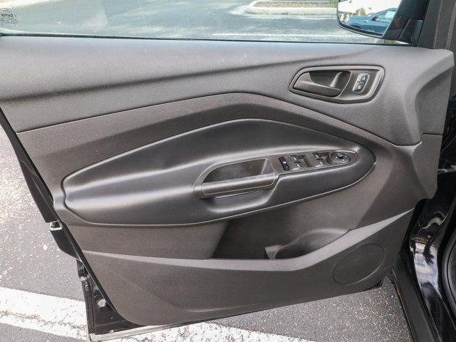 Used 2019 Ford Escape S image 13