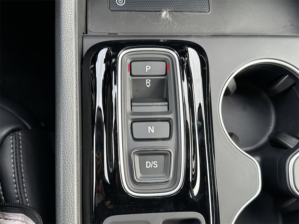 New 2025 Honda Pilot Touring image 21