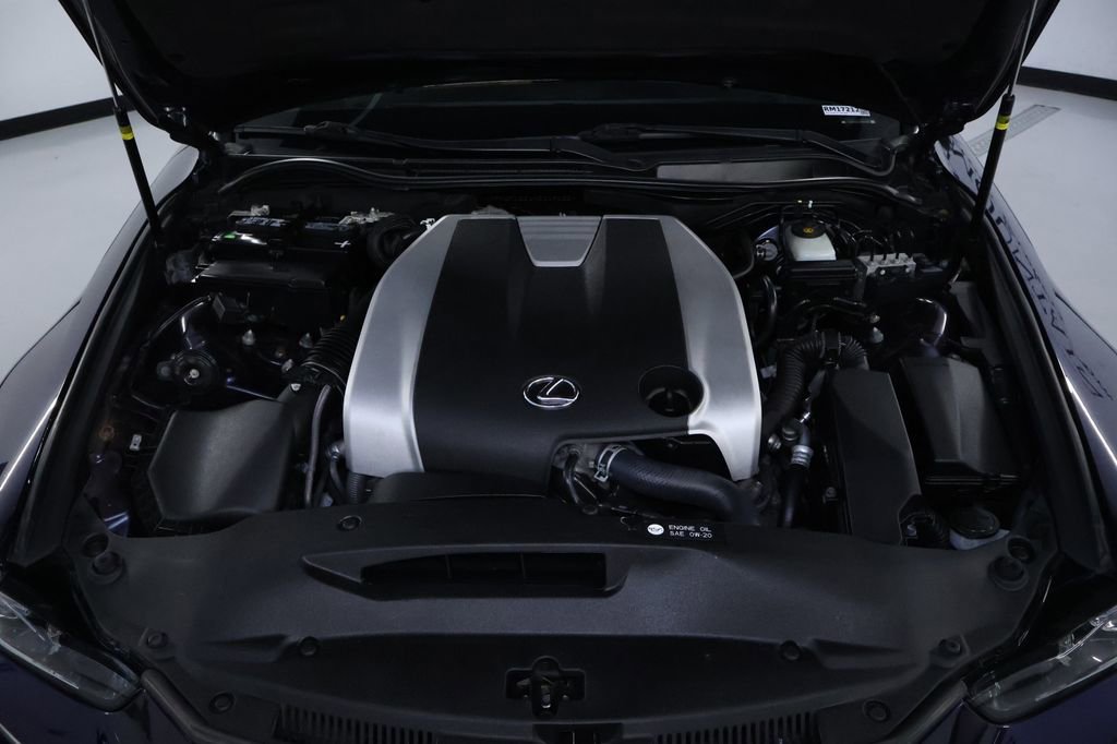 Used 2017 Lexus IS 300 AWD image 35