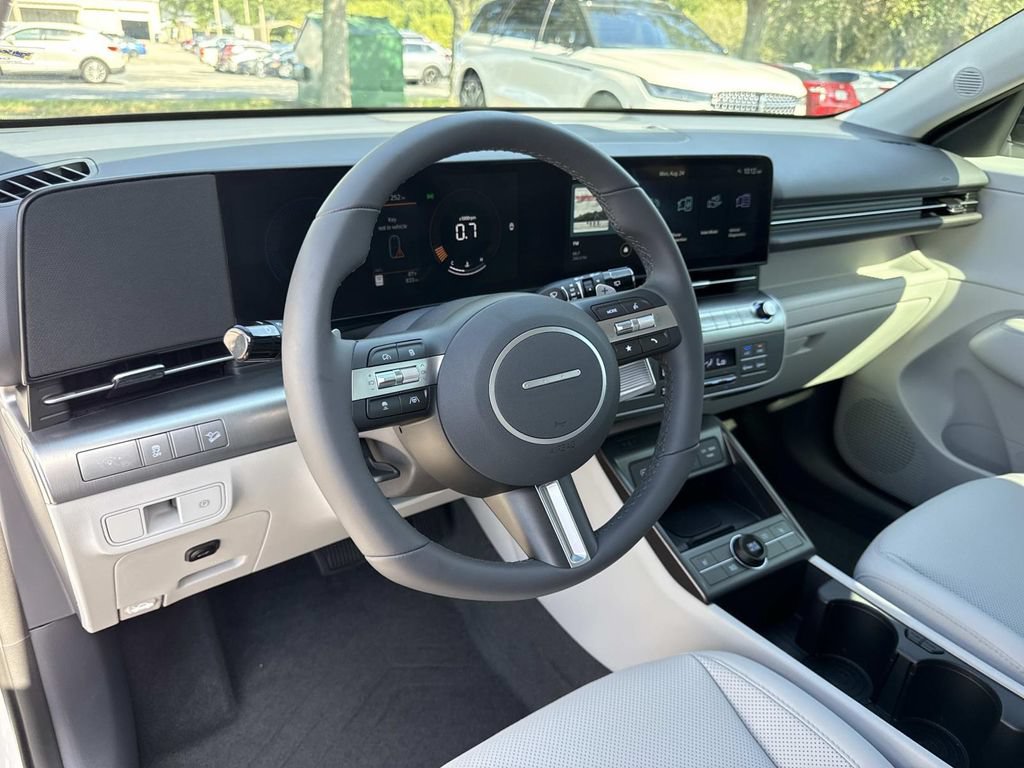 Used 2026 Hyundai Kona SEL Premium FWD image 33