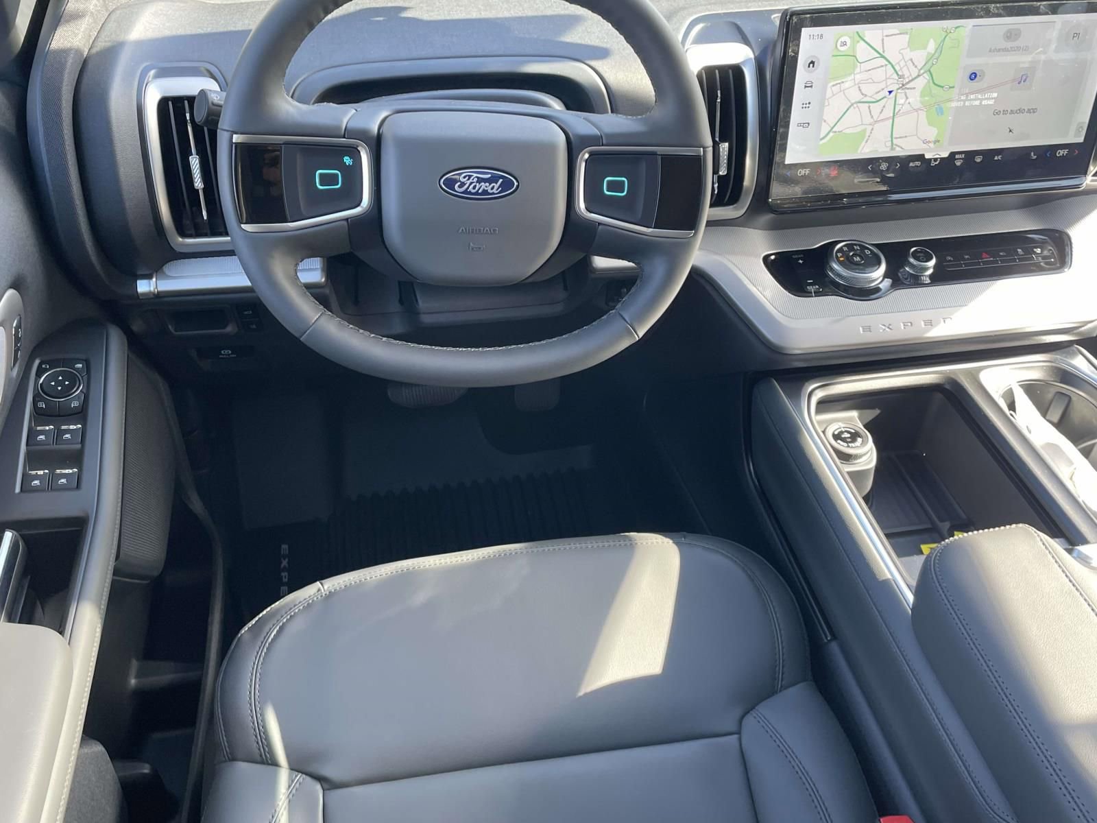New 2026 Ford Expedition Active image 8