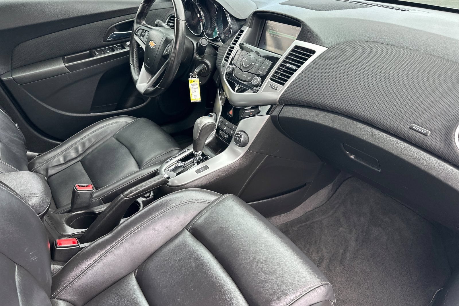Used 2015 Chevrolet Cruze Diesel FWD image 15