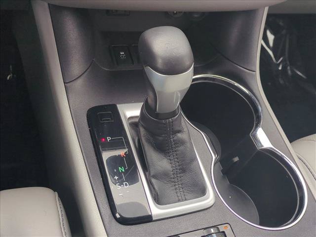 Used 2016 Toyota Highlander Limited AWD/4WD image 12
