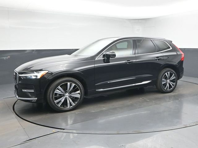 Used 2023 Volvo XC60 B6 Ultimate w/ Climate Package image 4