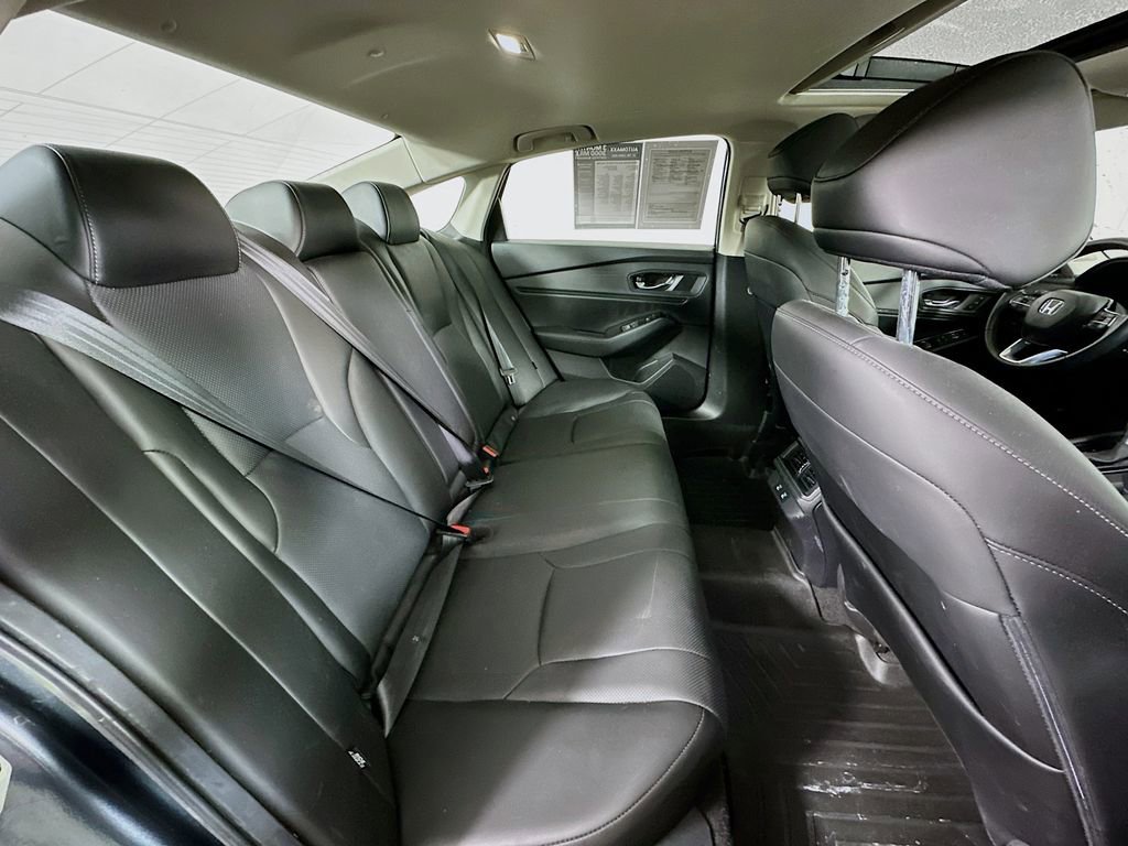 Used 2024 Honda Accord Touring image 11