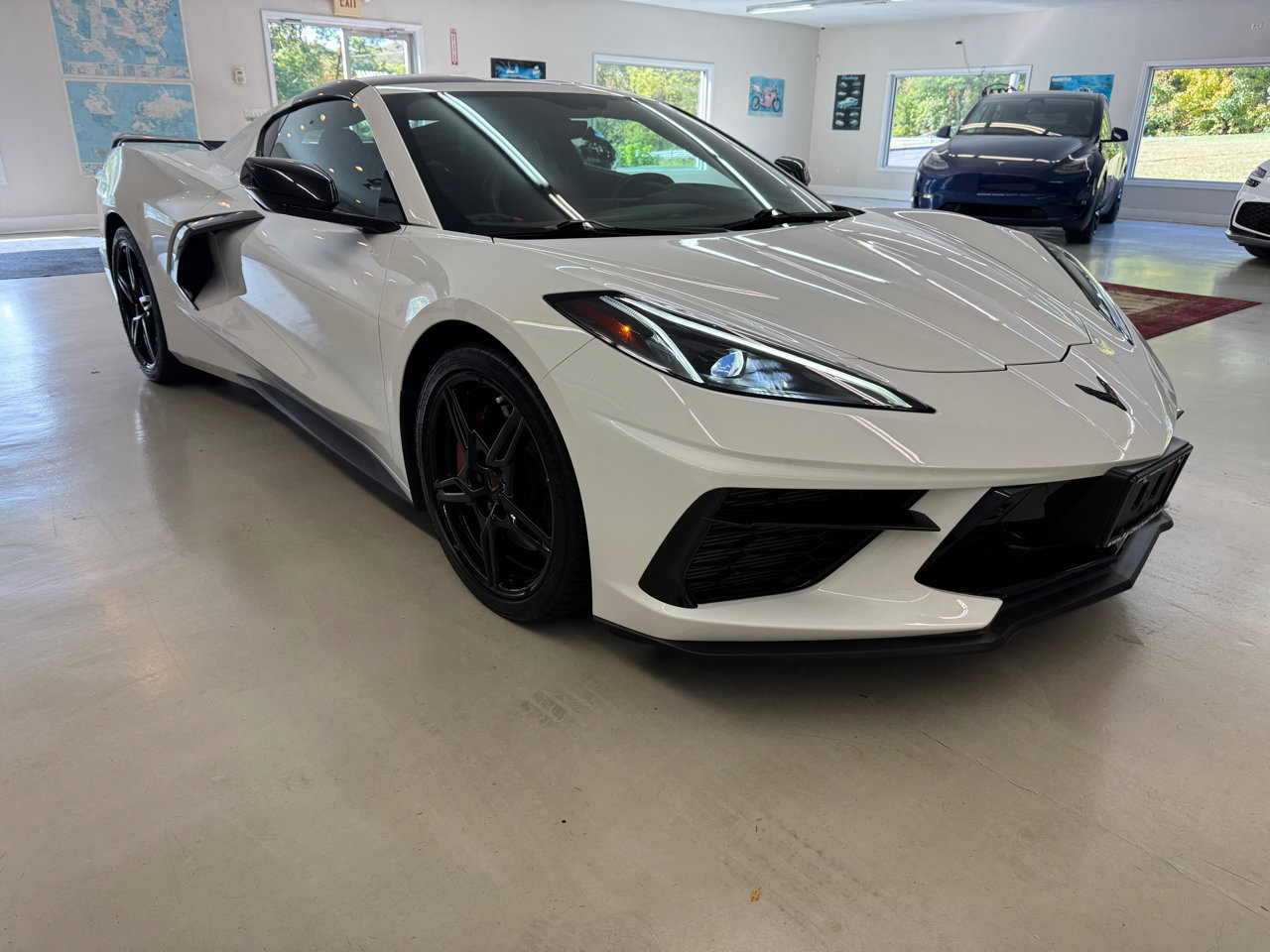 Used 2021 Chevrolet Corvette Stingray 3LT w/ Z51 Performance Package image 4