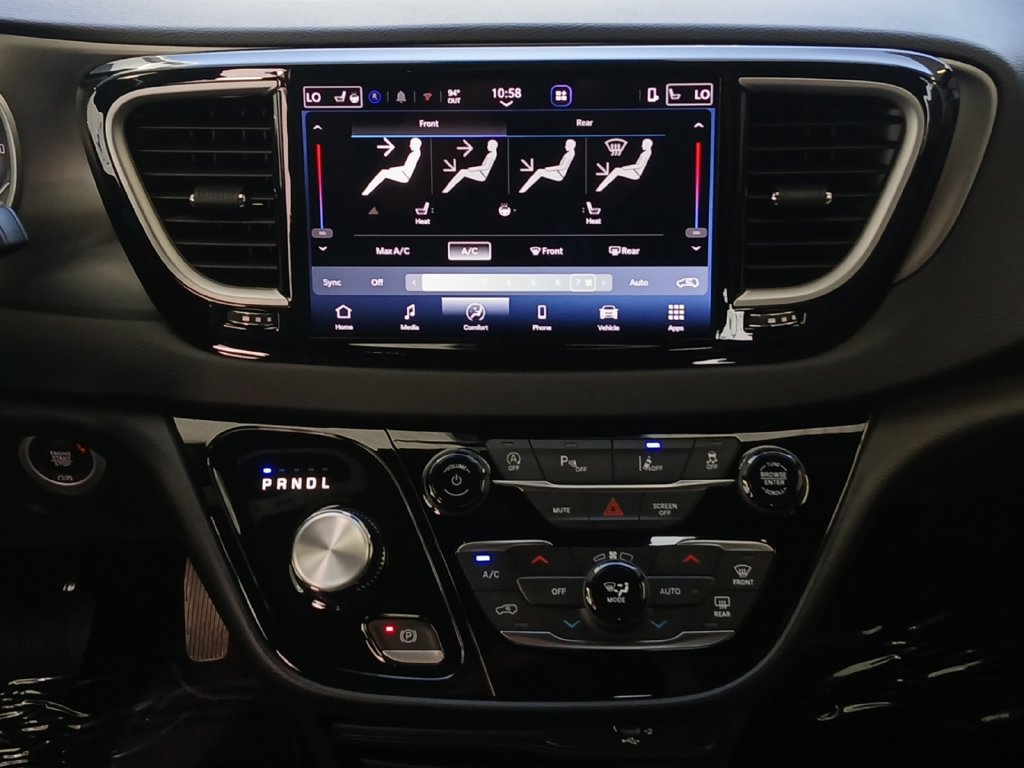 New 2027 Chrysler Pacifica LX FWD image 4