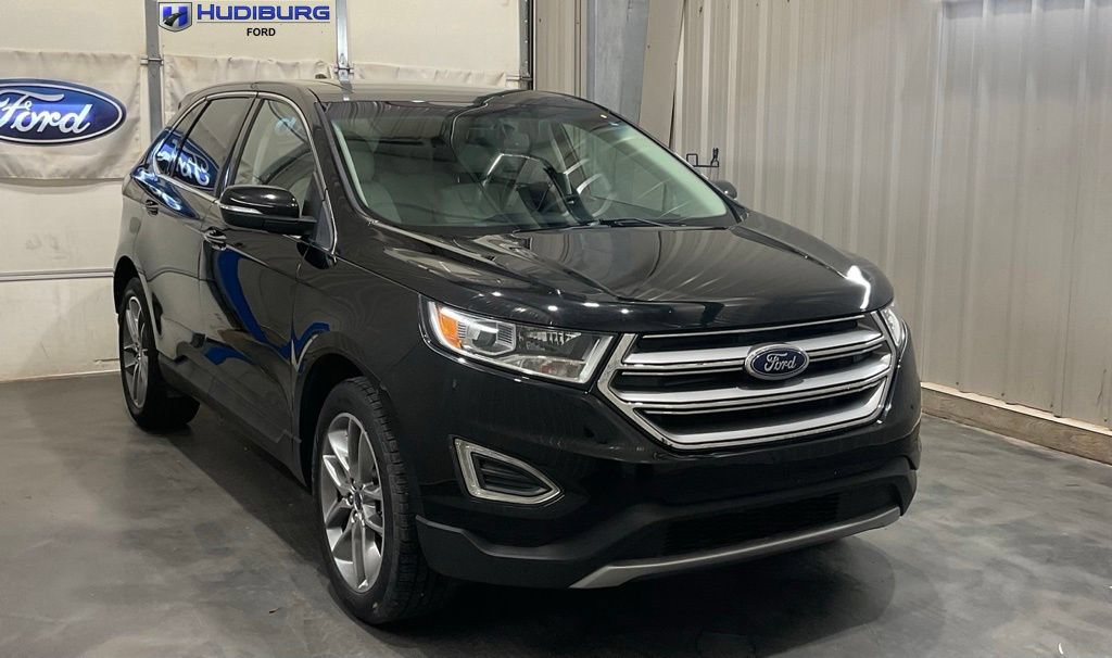 Used 2017 Ford Edge Titanium w/ Equipment Group 301A FWD image 1