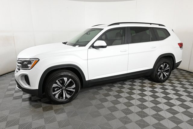 New 2026 Volkswagen Atlas SE image 3