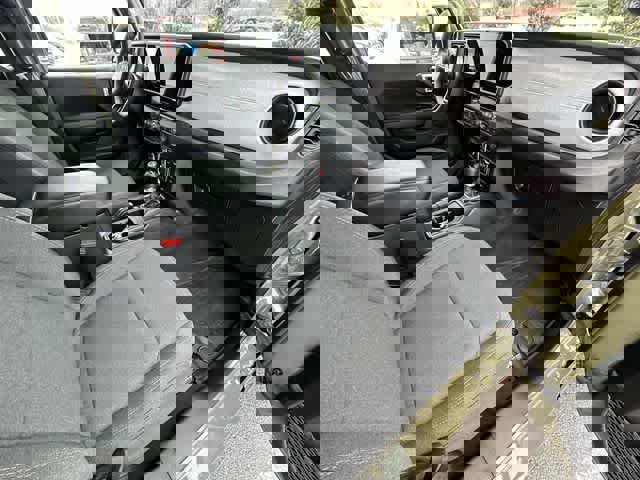 Used 2026 Jeep Wrangler Willys AWD/4WD image 21