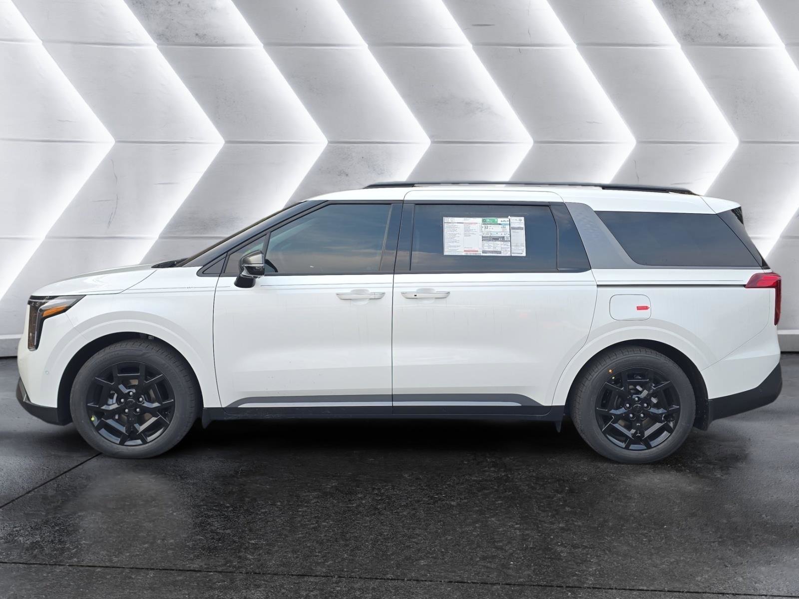 New 2026 Kia Carnival SX image 2