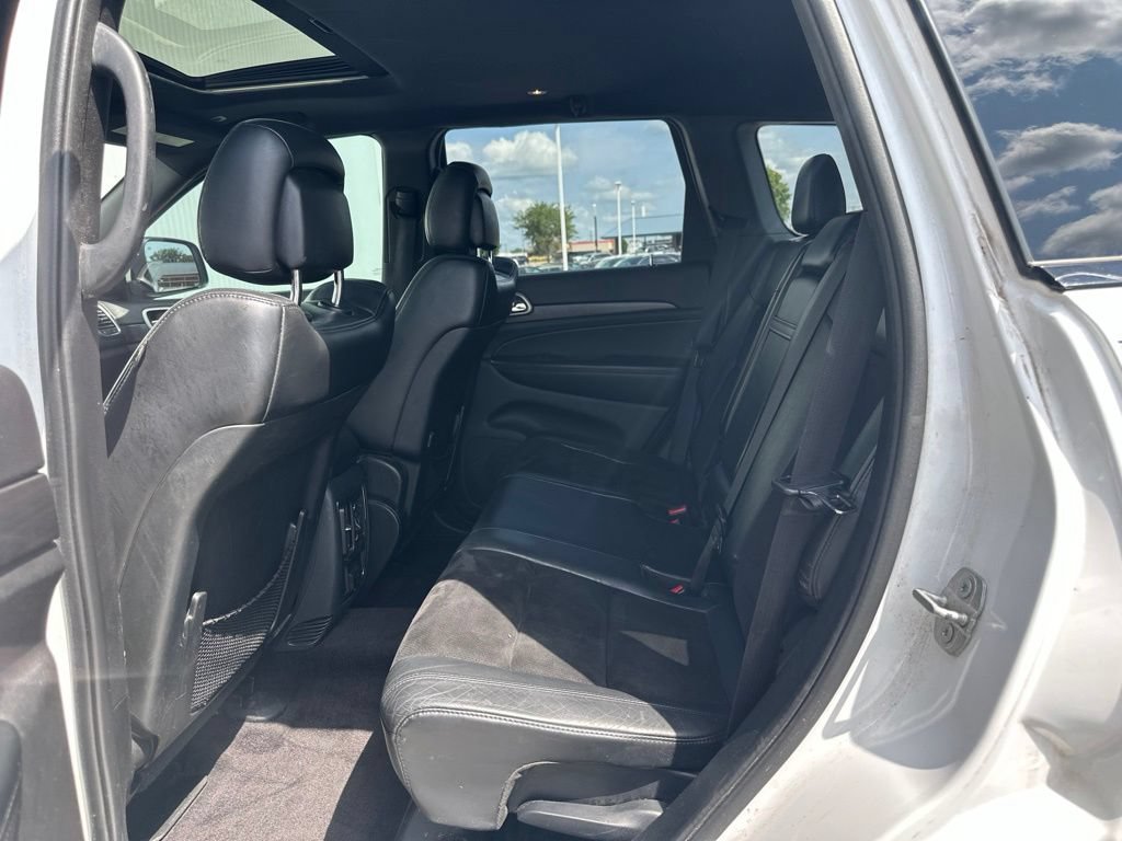 Used 2018 Jeep Grand Cherokee Altitude AWD/4WD image 17