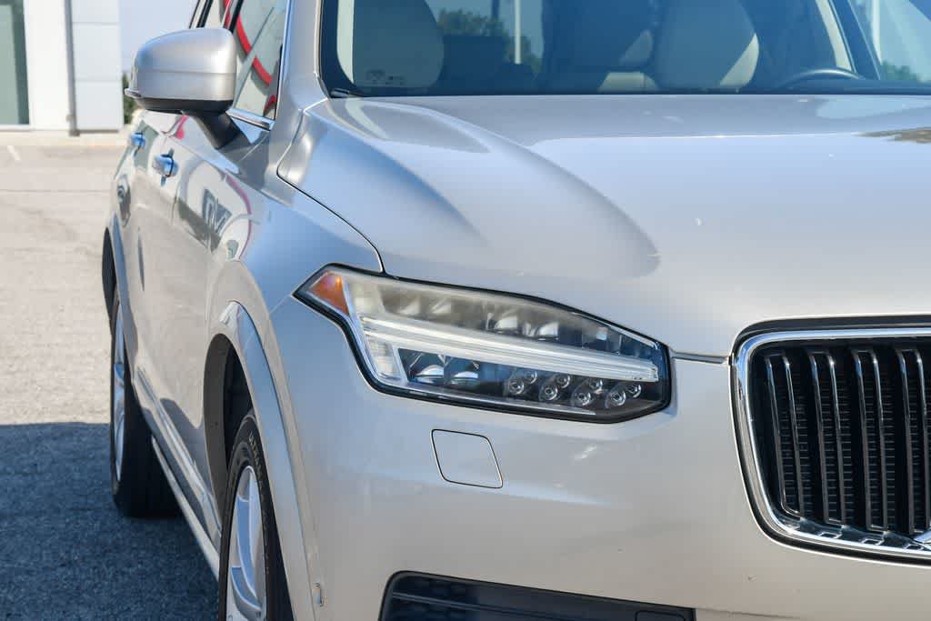 Used 2016 Volvo XC90 T6 Momentum w/ Momentum Plus Package AWD/4WD image 4