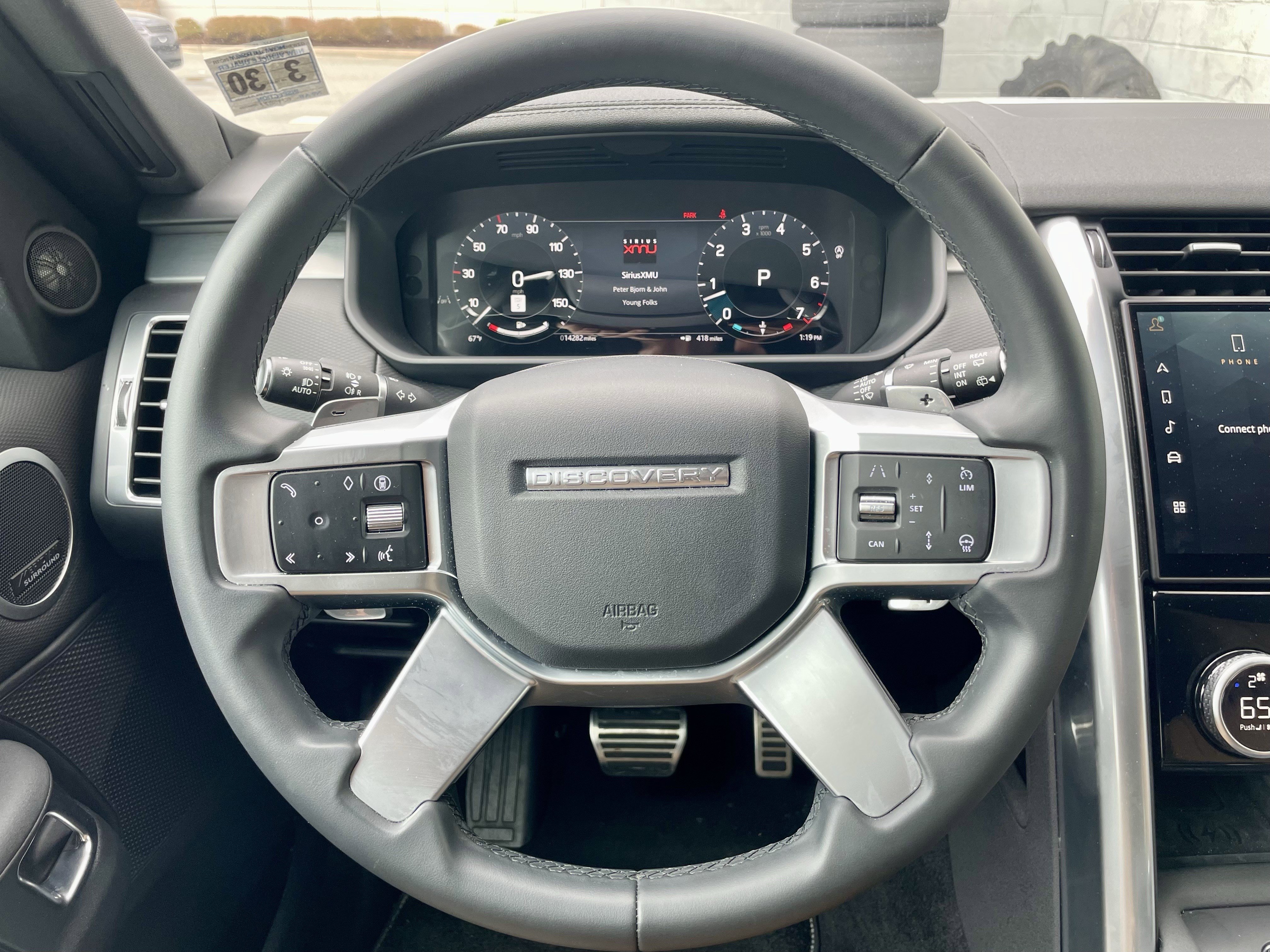 Certified 2025 Land Rover Discovery Dynamic SE AWD/4WD image 21