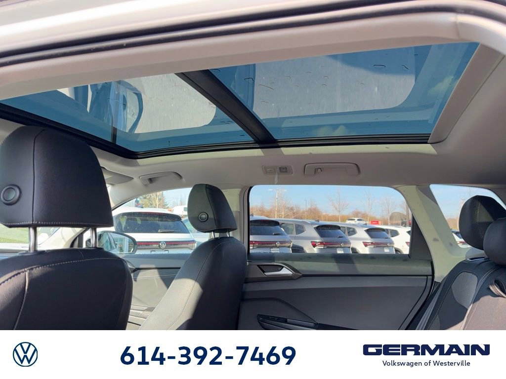 New 2026 Volkswagen Taos SE image 18