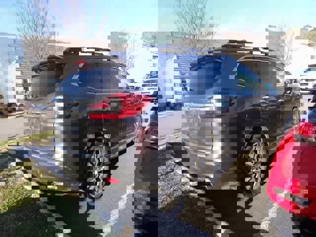 Used 2022 Subaru Ascent Touring w/ Popular Package #2A image 3