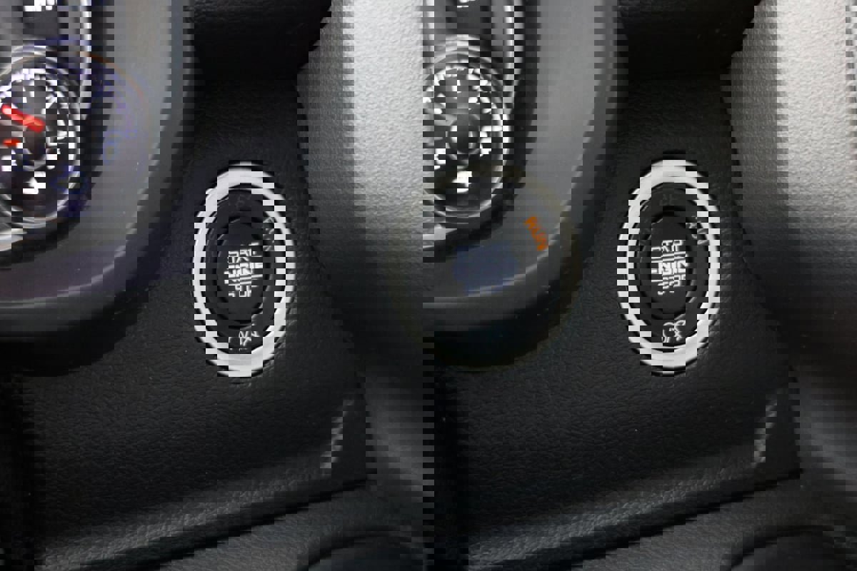 Used 2024 RAM 2500 Big Horn w/ Sport Appearance Package image 17