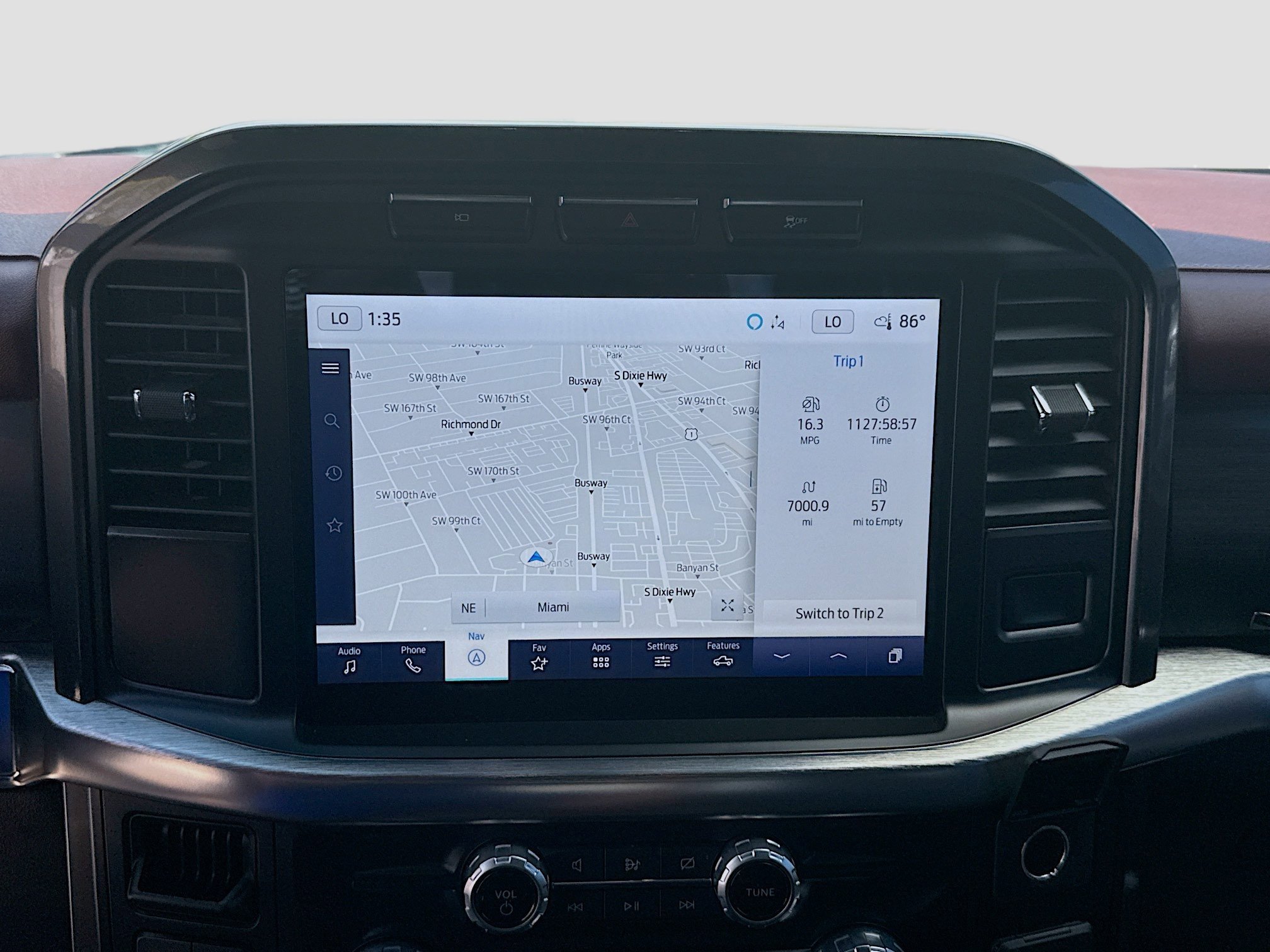 Used 2023 Ford F150 Lariat image 12