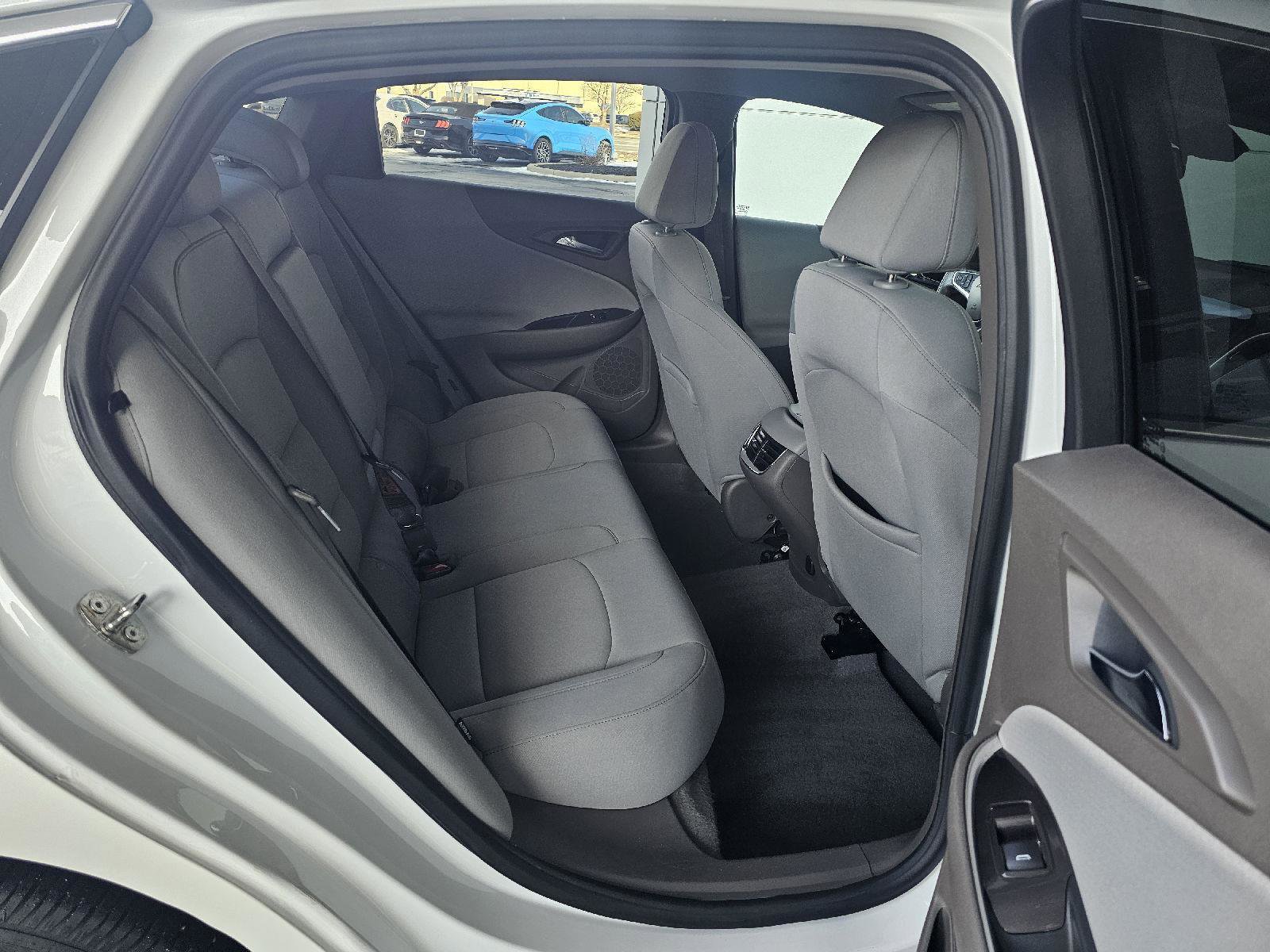 Used 2022 Chevrolet Malibu LT image 14