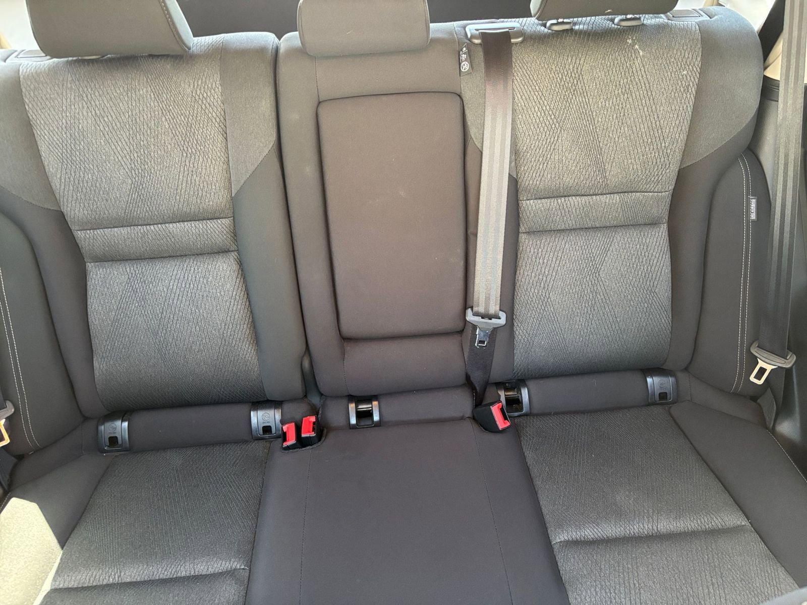 Used 2025 Nissan Rogue SV FWD image 40