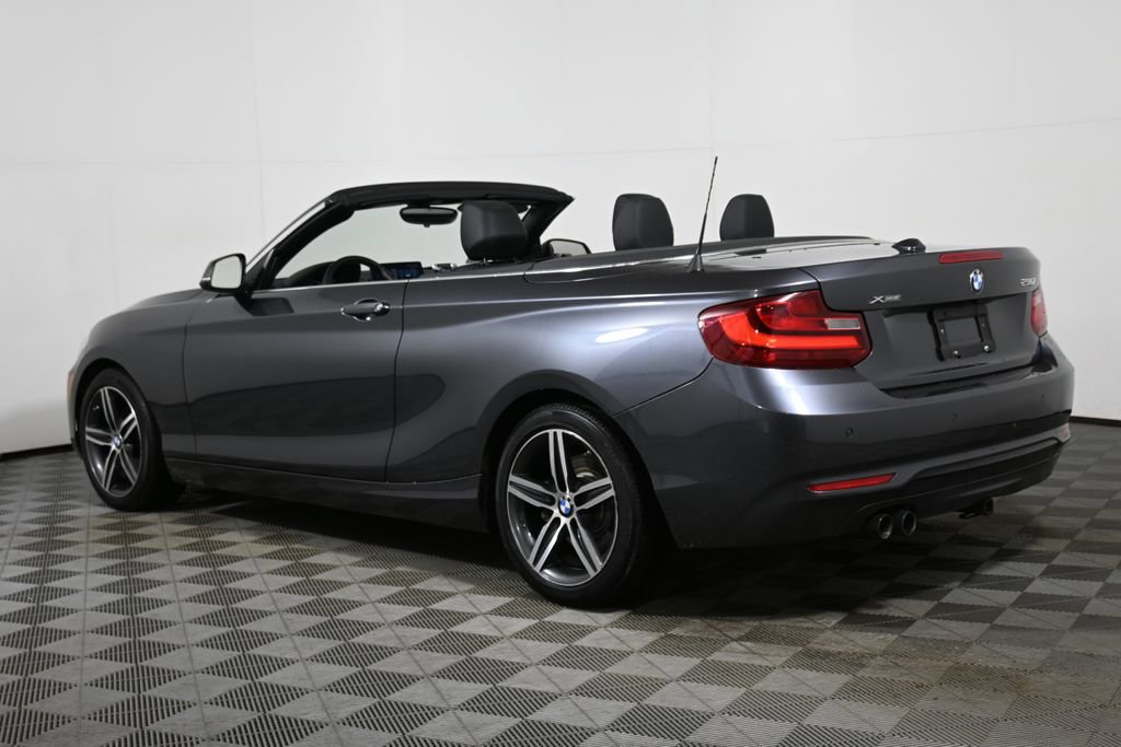 Used 2017 BMW 230i xDrive Convertible image 11
