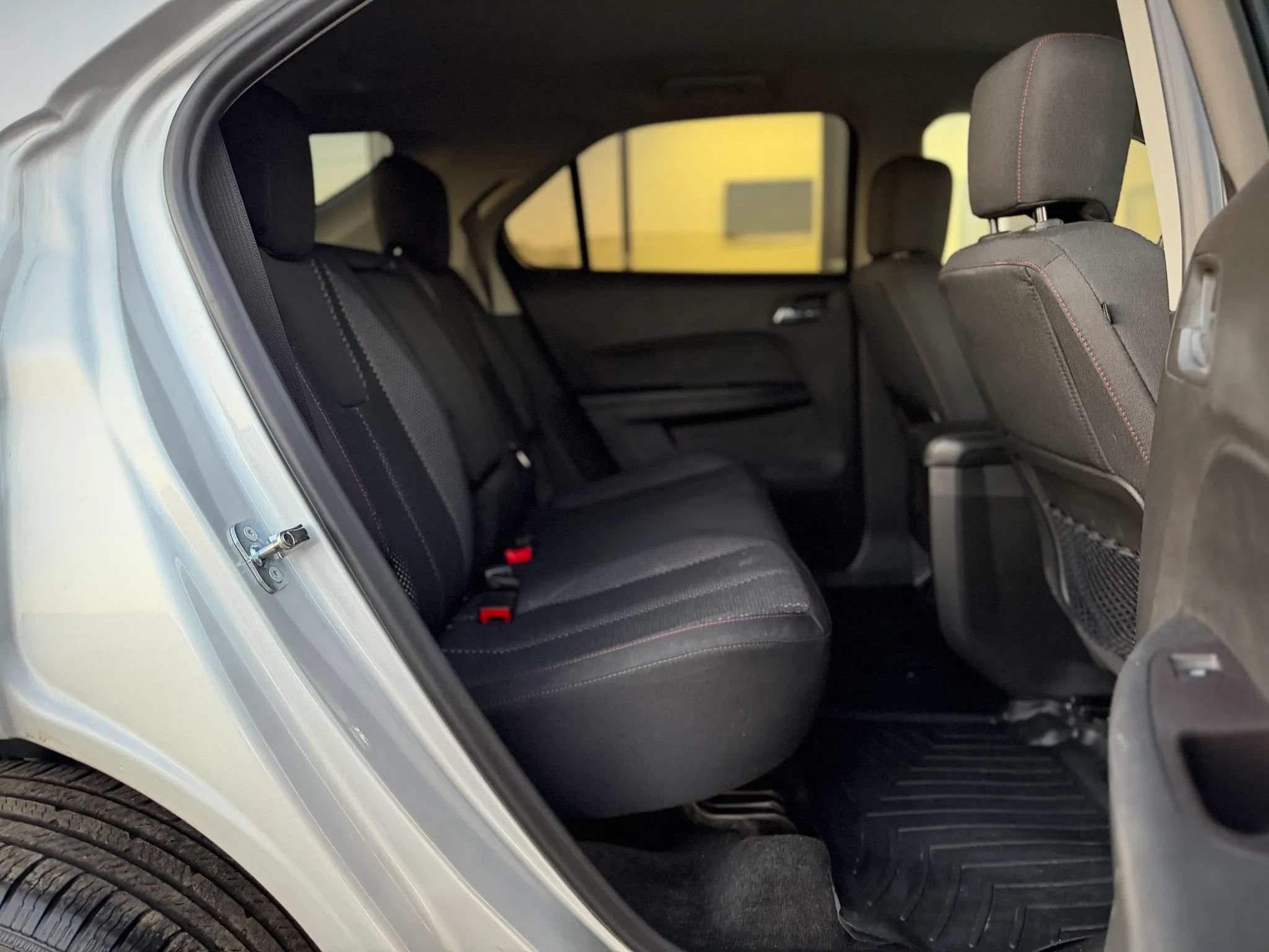 Used 2017 Chevrolet Equinox LT w/ Convenience Package FWD image 16