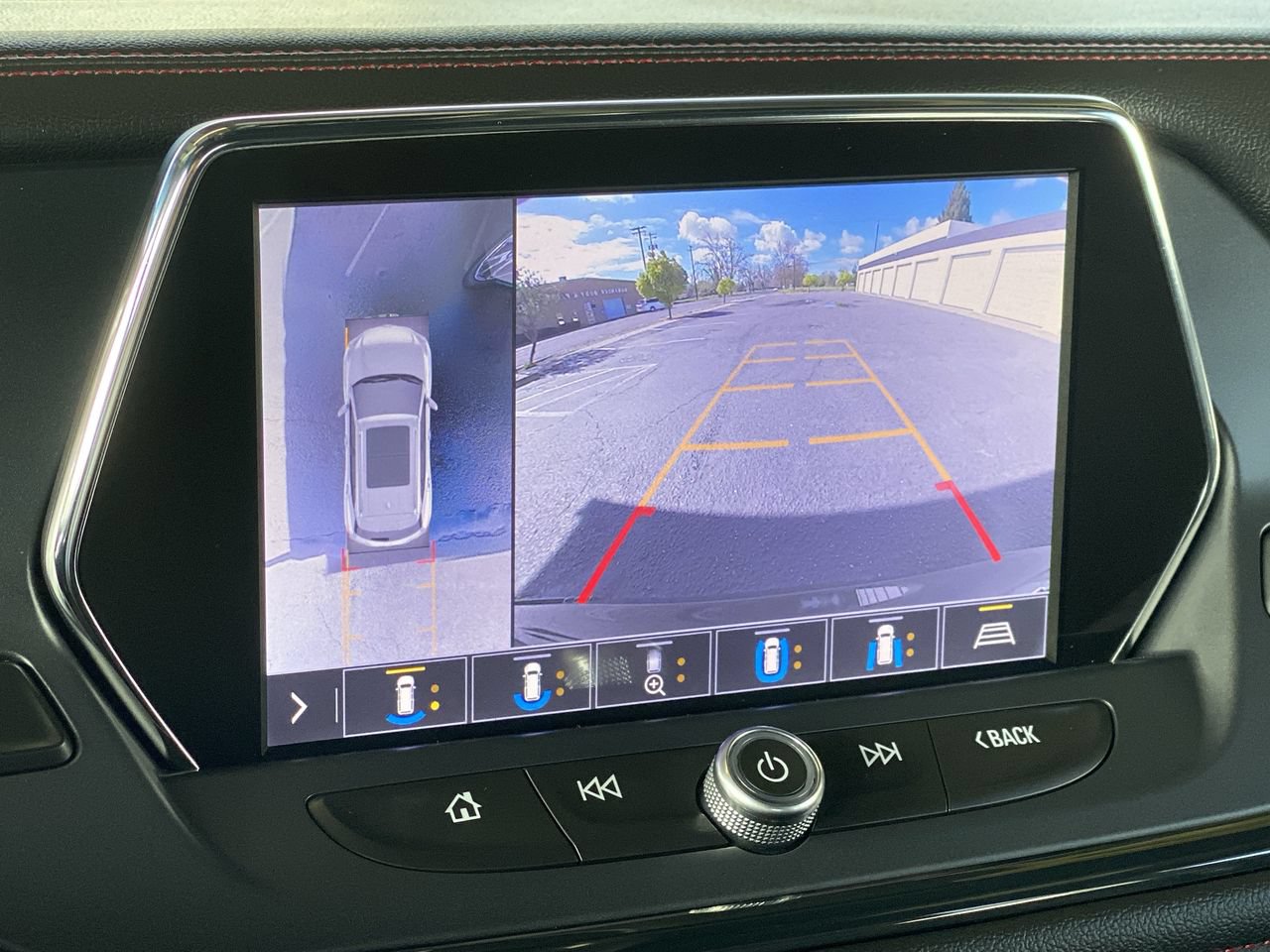 Used 2019 Chevrolet Blazer RS FWD image 15