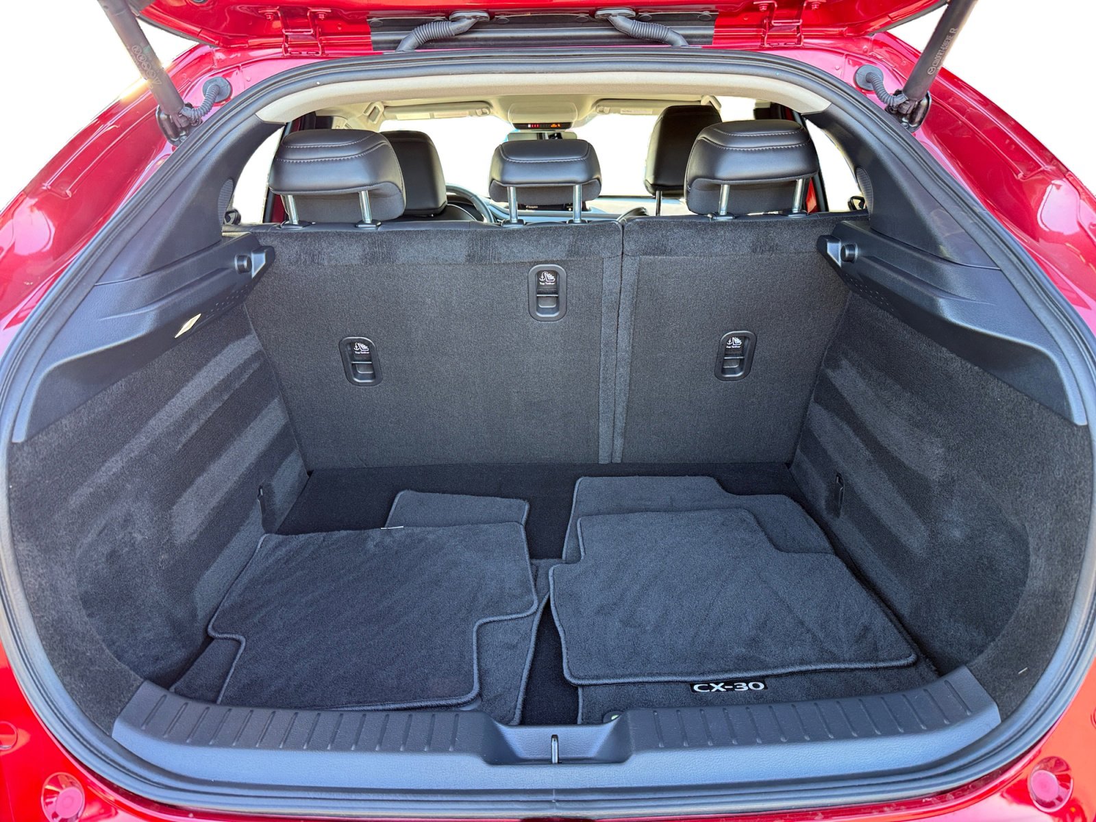 Certified 2025 MAZDA CX-30 2.5 Turbo w/ Premium Package image 17