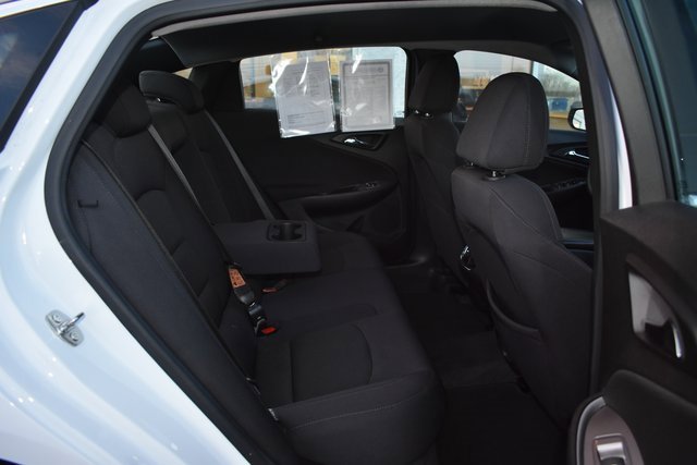 Used 2024 Chevrolet Malibu LT image 37