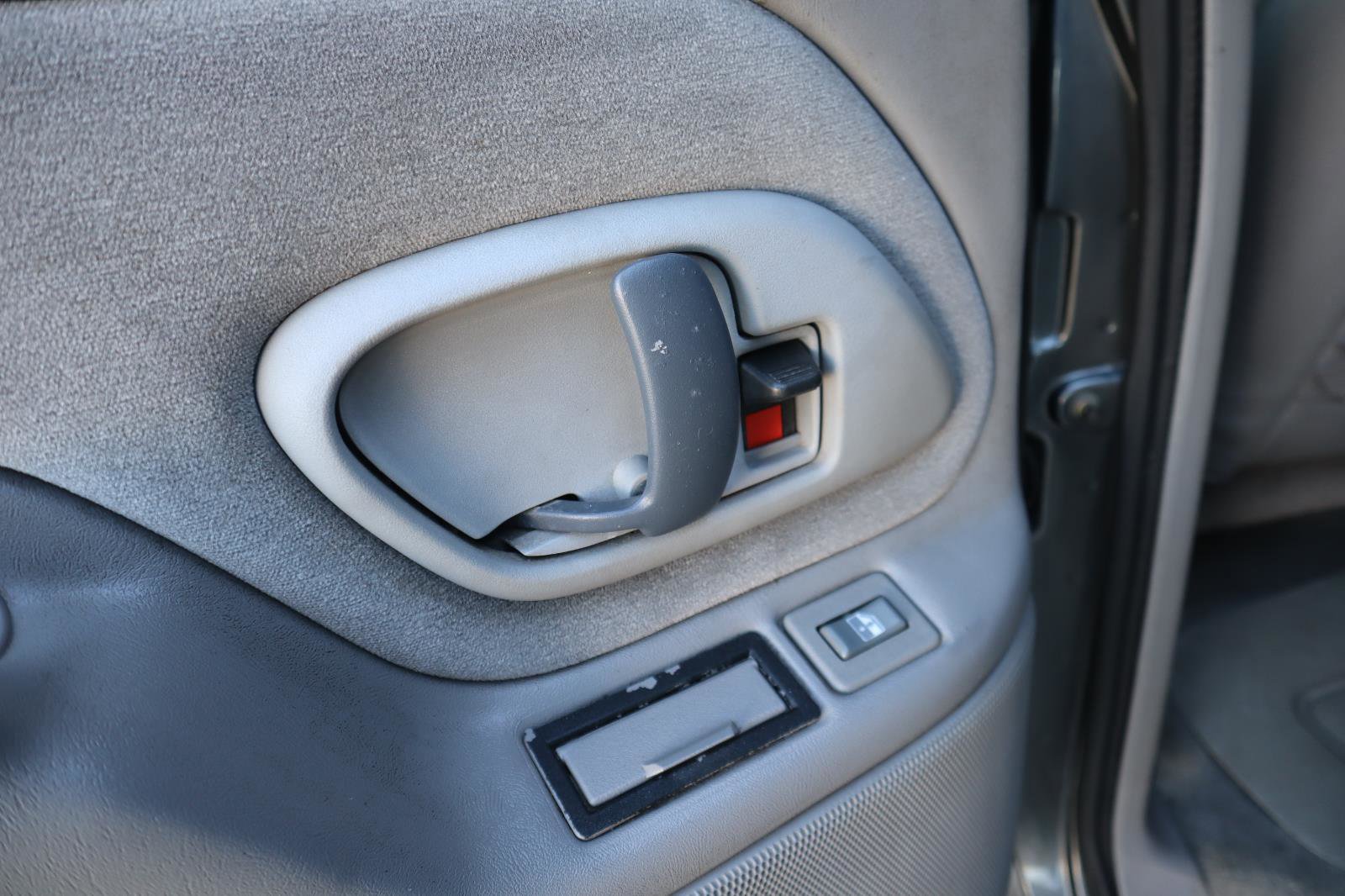 Used 1999 Chevrolet Suburban 2WD w/ Preferred Equipment Group 3 image 30