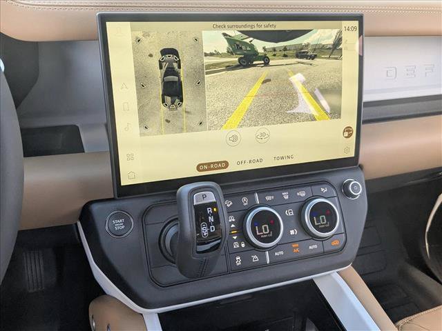 New 2026 Land Rover Defender 110 X-Dynamic SE AWD/4WD image 13