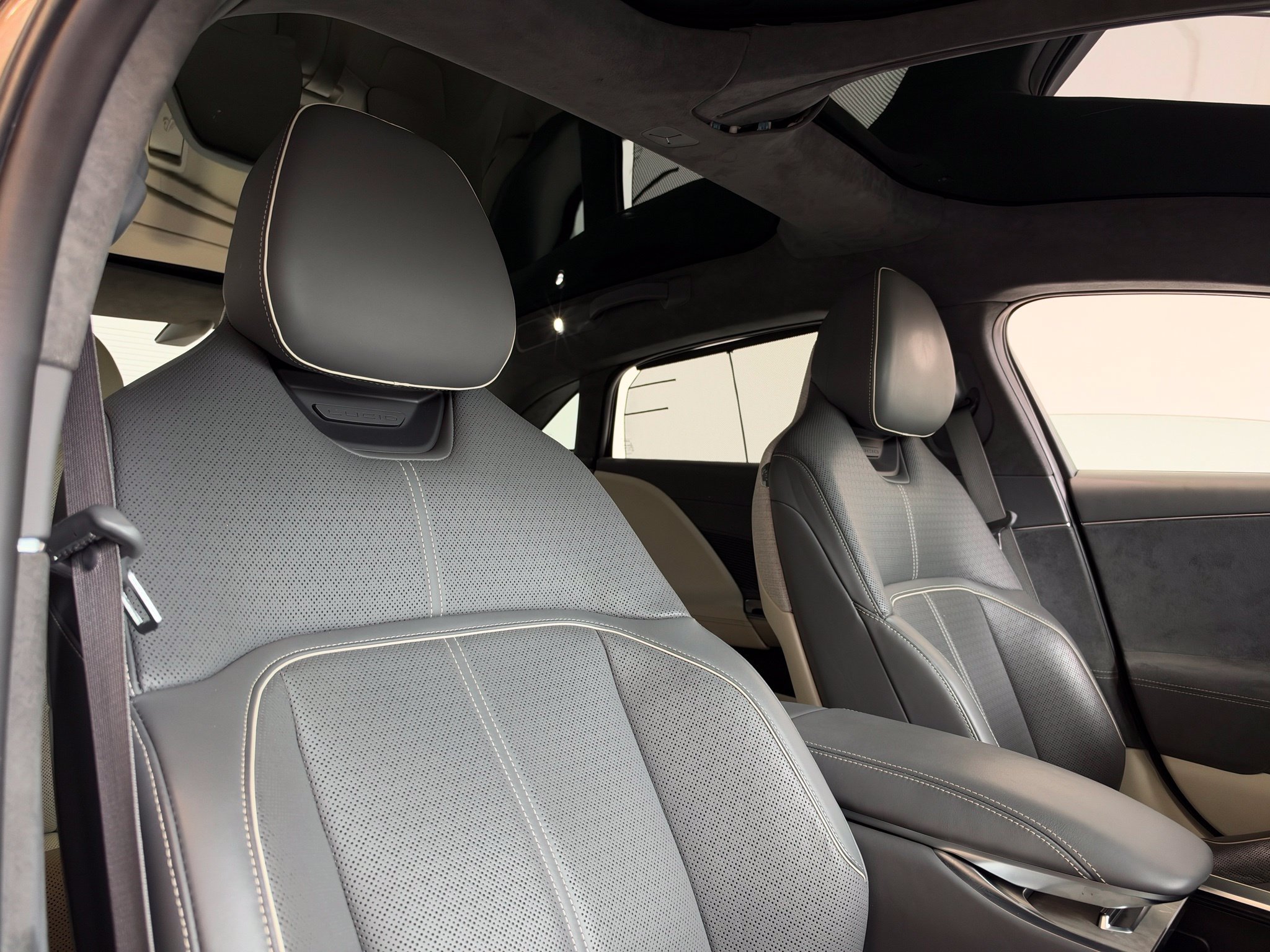 Used 2022 Lucid Air Dream Edition AWD/4WD image 20