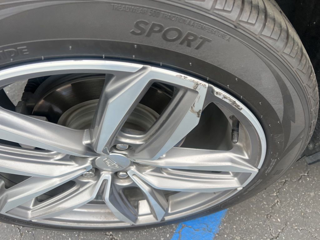 Used 2019 Cadillac XT4 Sport image 43