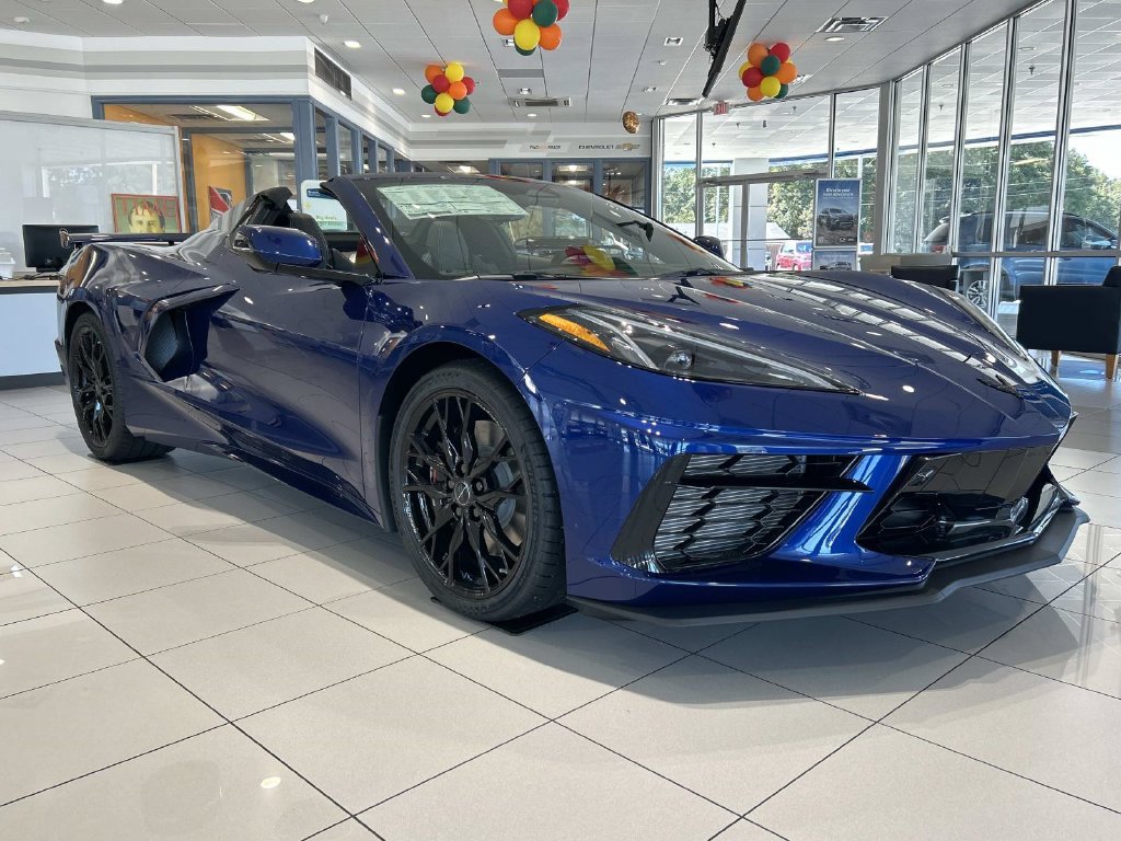 New 2027 Chevrolet Corvette Stingray Convertible w/ Z51 Performance Package RWD image 5
