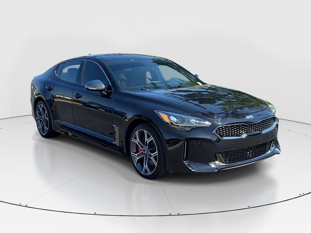 Used 2021 Kia Stinger GT image 3