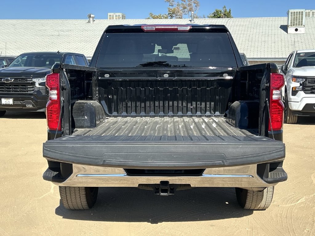 Certified 2026 Chevrolet Silverado 1500 LT RWD image 24