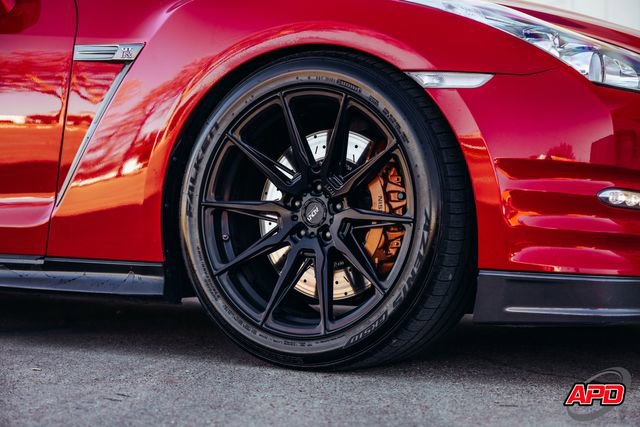 Used 2014 Nissan GT-R Premium image 64