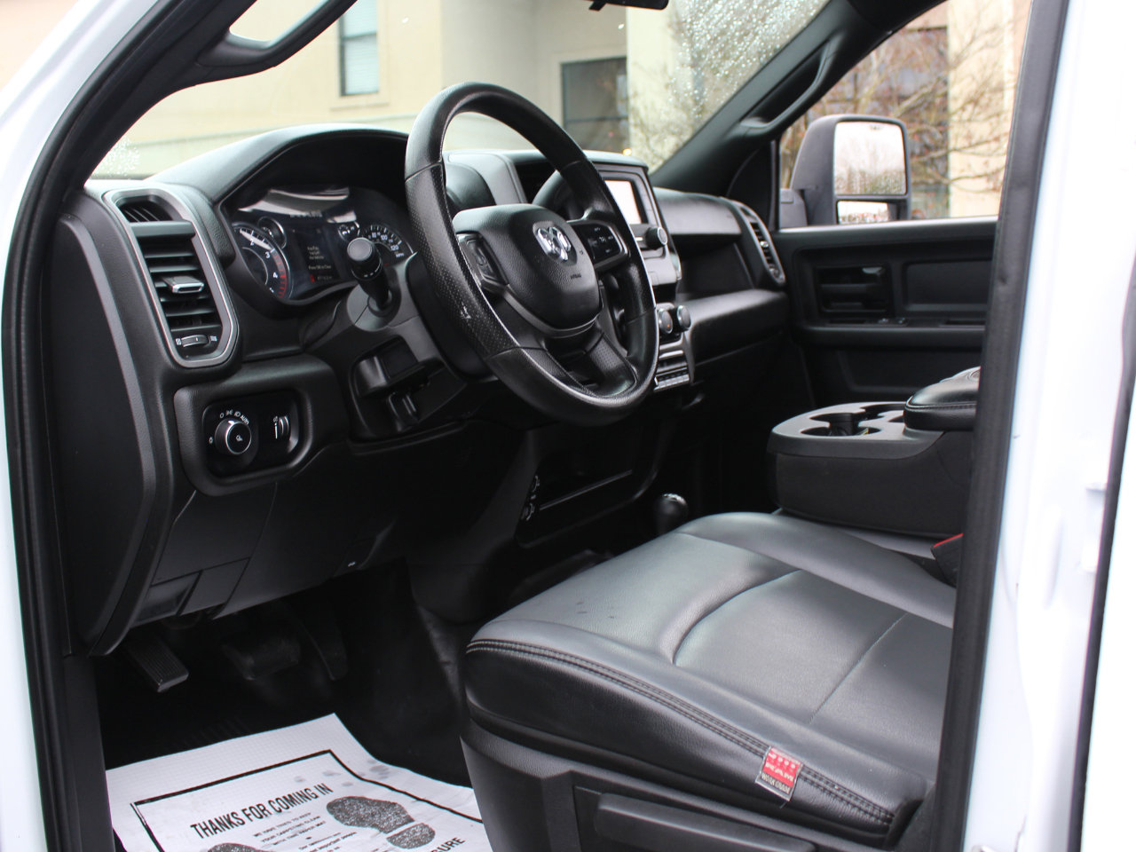 Used 2024 RAM 2500 Tradesman w/ Chrome Appearance Group image 19