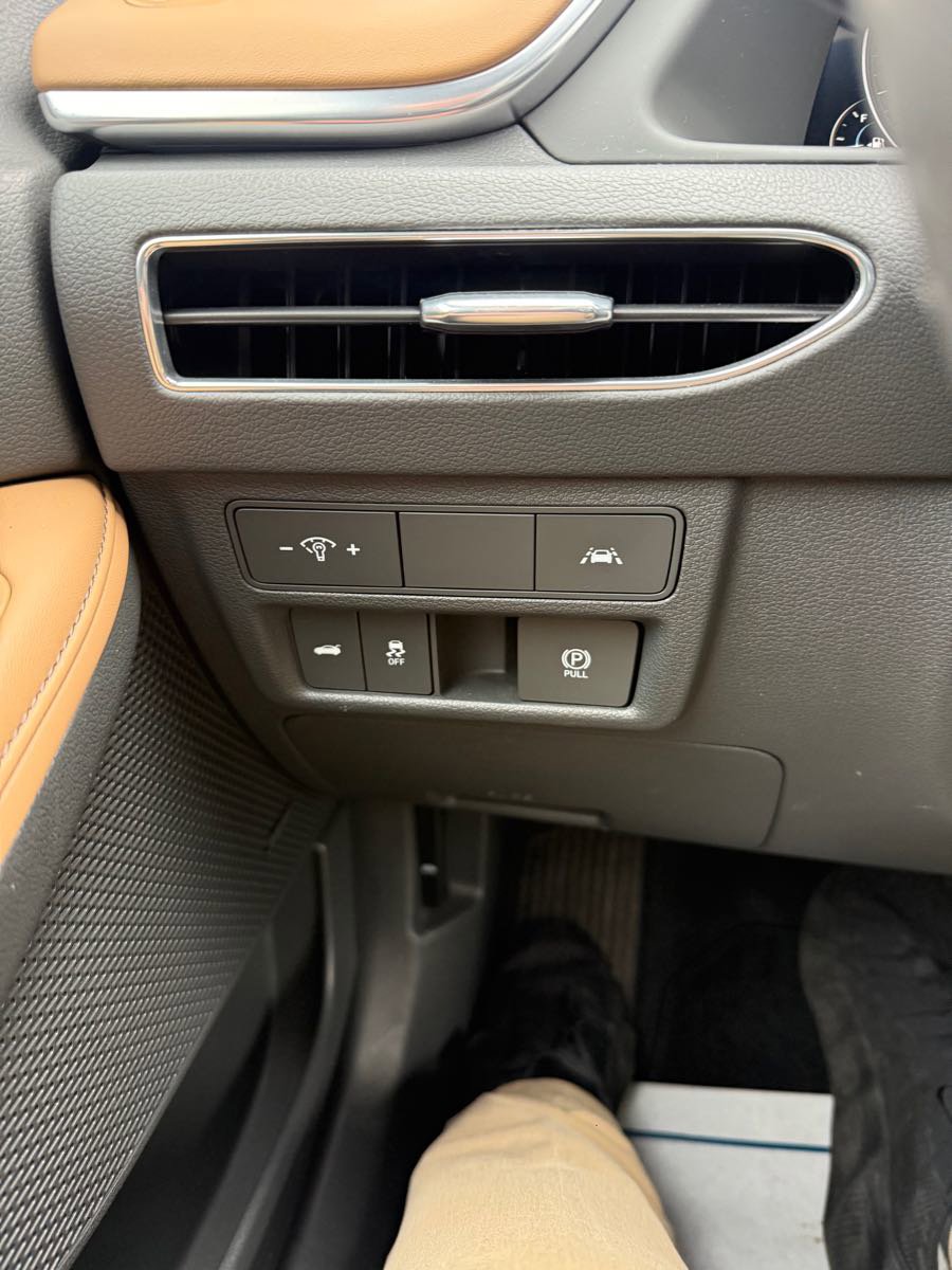 Used 2022 Hyundai Sonata Limited FWD image 24